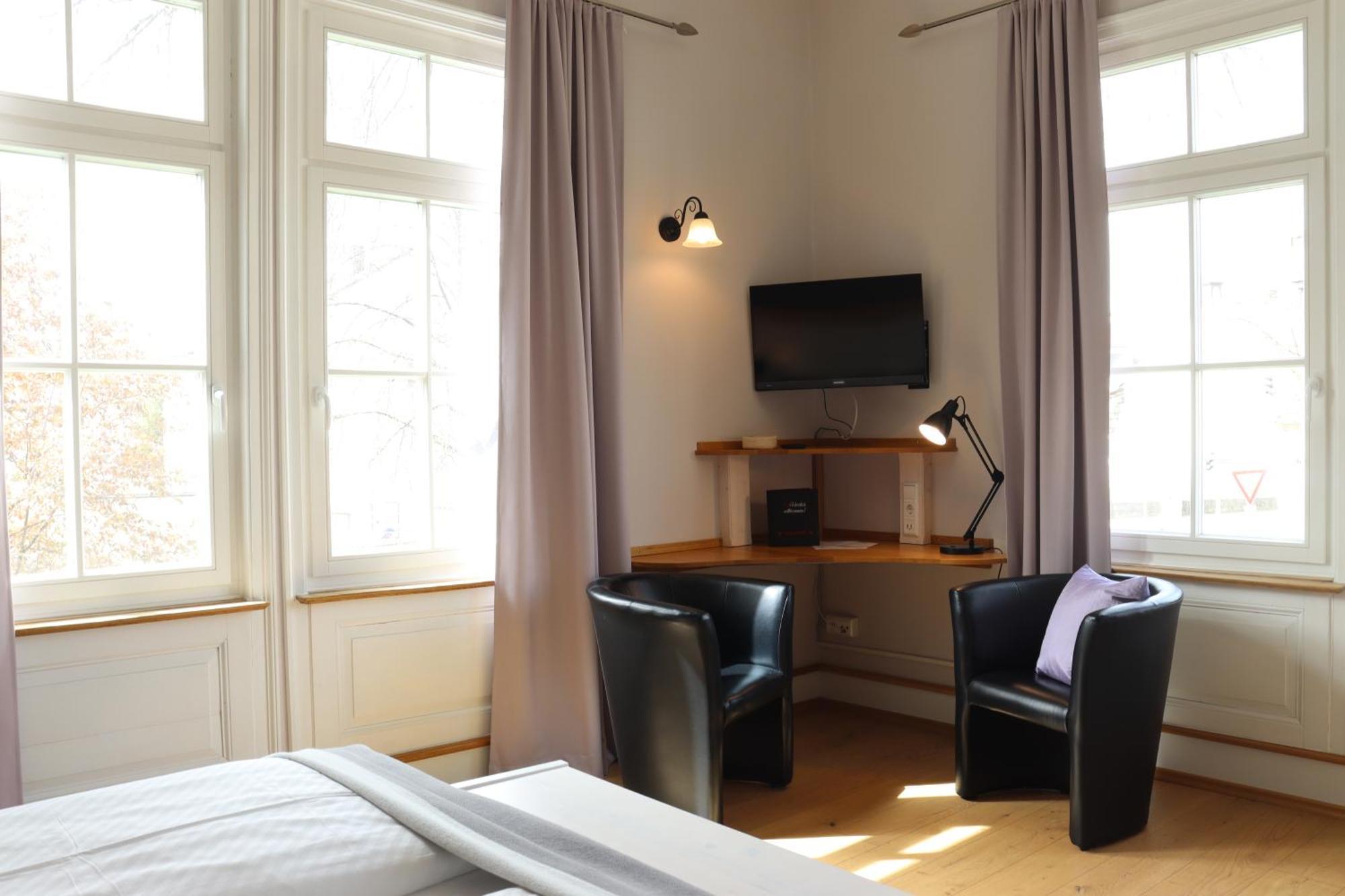 Gaestehaus "Unsere Stadtvilla" Hechingen Extérieur photo