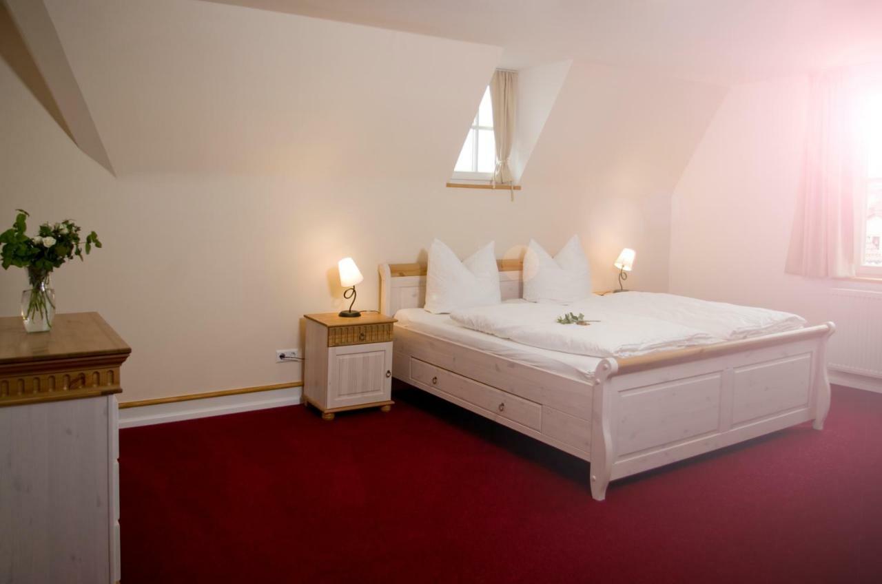 Gaestehaus "Unsere Stadtvilla" Hechingen Extérieur photo